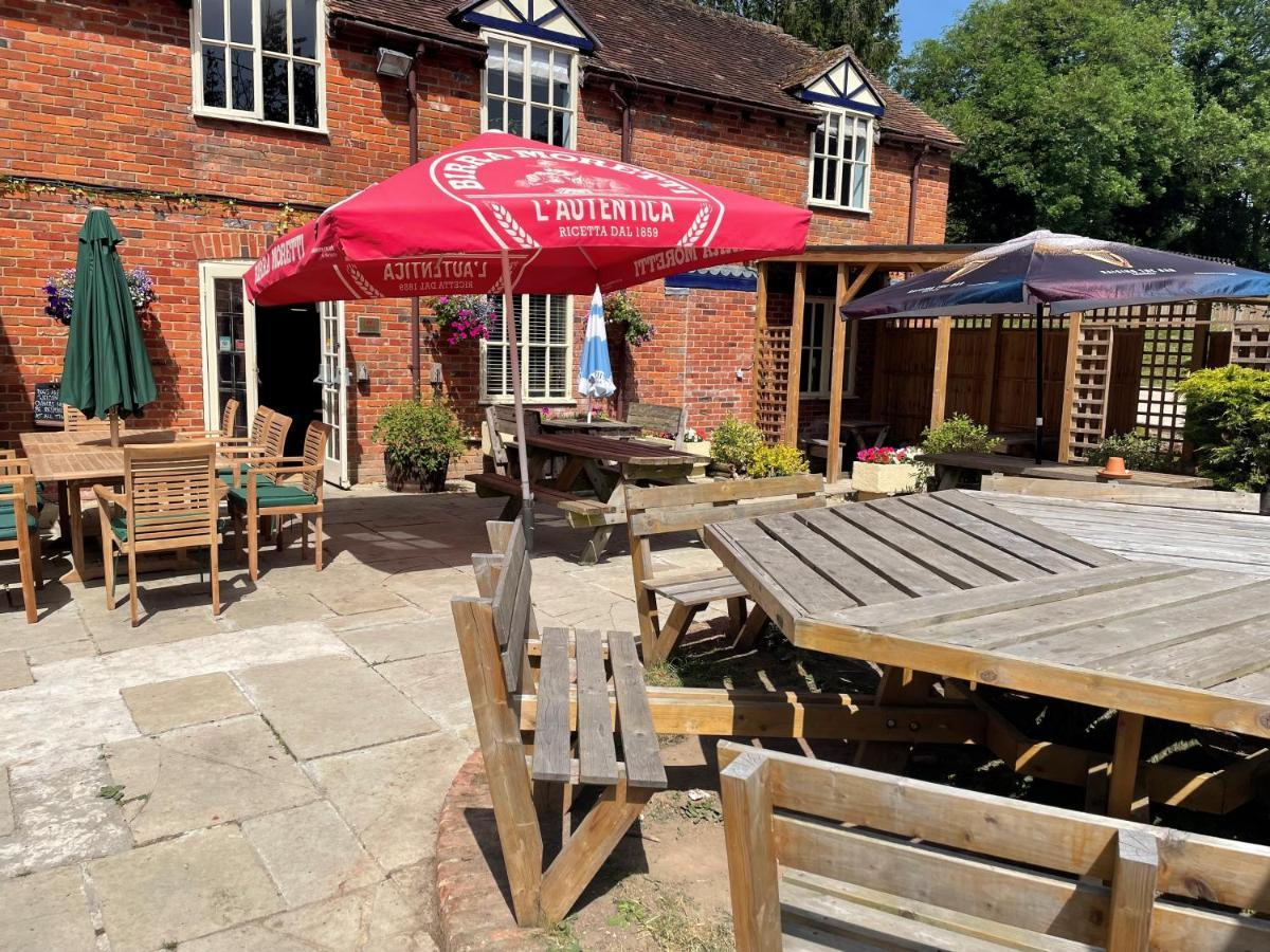 The Shears Inn Marlborough Exterior photo